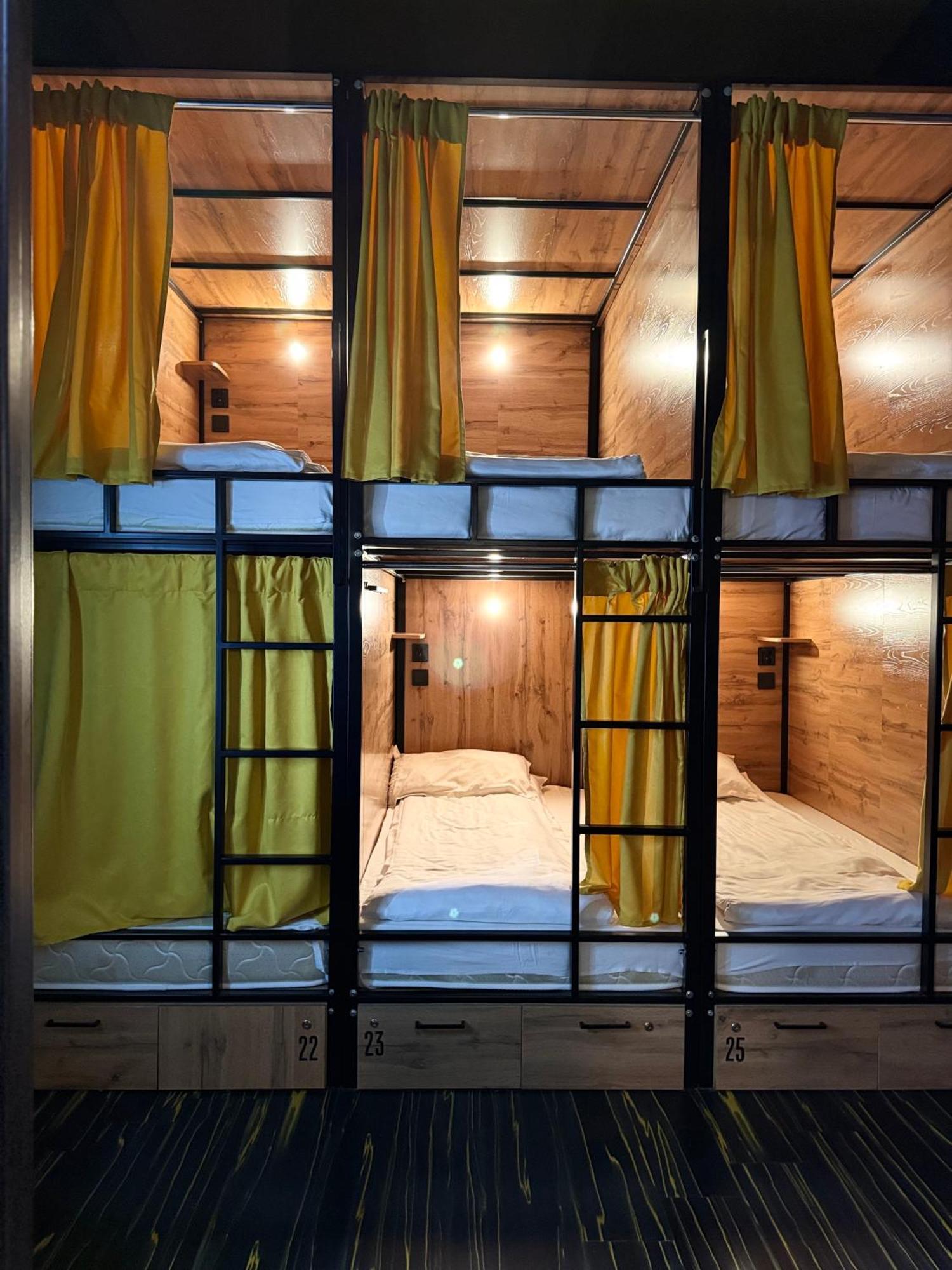 Flats Hostel 아스타나 외부 사진